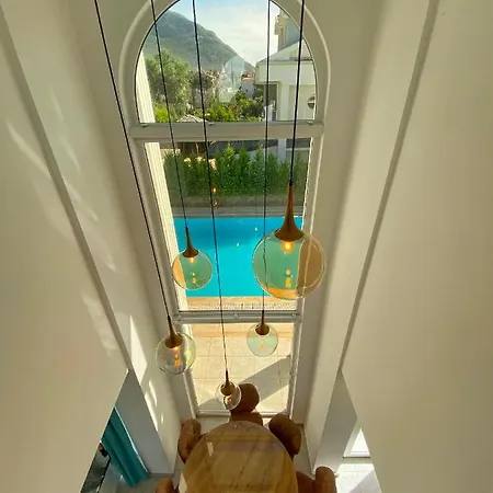 White House, 4 Bedroom, Large Private Pool, Close To Amenities Villa Fethiye